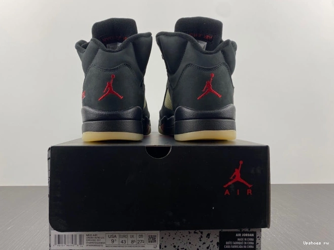 DR0092-001 Jordan Gore-Tex Retro Off-Noir 5 1229